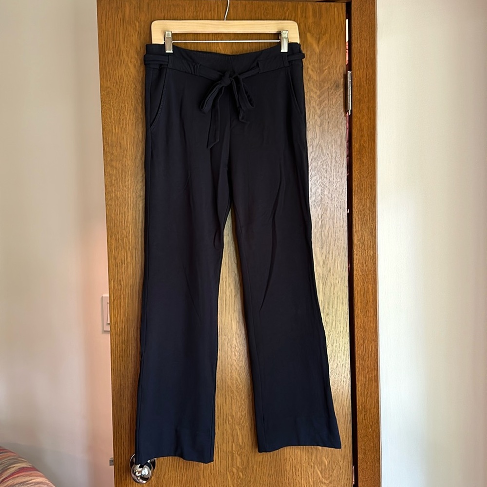 Navy Cropped Pants by CAbi Size 4